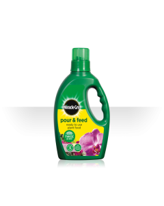 Miracle-Gro® Pour & Feed™ Ready to Use Plant Food - 1L